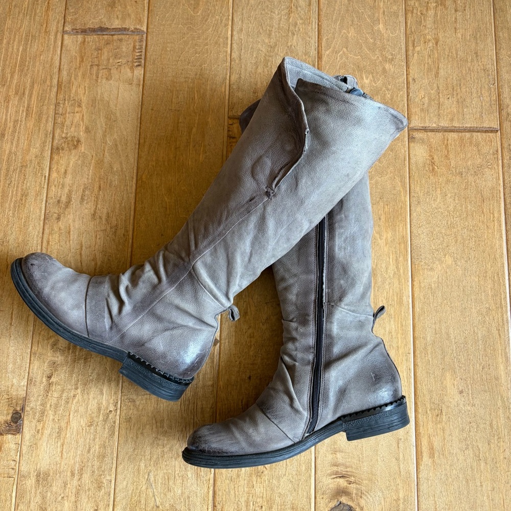 Miz Mooz knee high boots 39